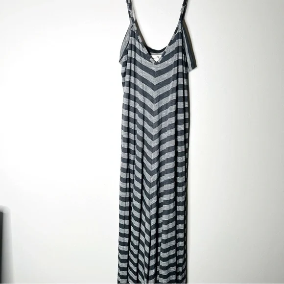 chinese dress ladies PUELLA Blue Solid Denim Sheath Maxi Dress – Puella main image 1